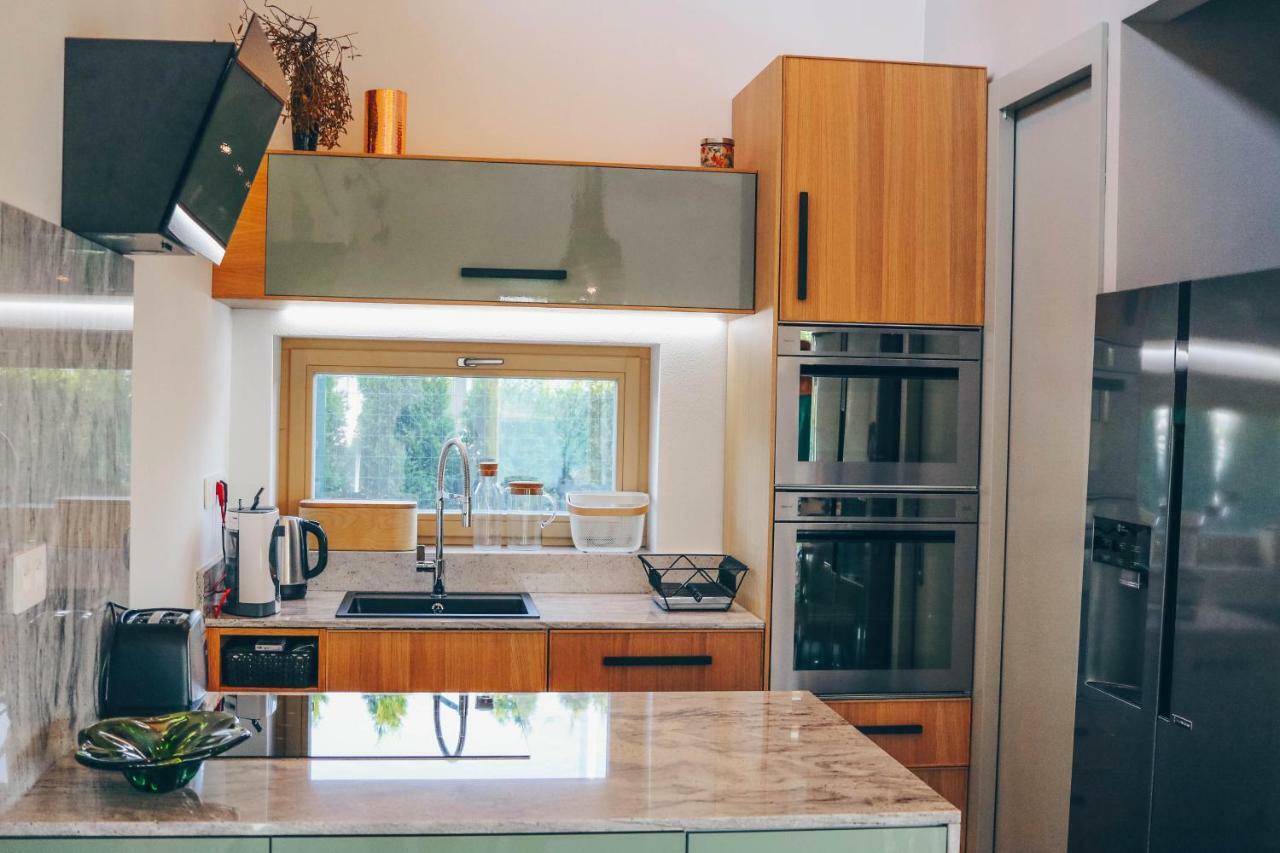 Stylish Apartments At Penati Golf Resort Sajdikove Humence Luaran gambar